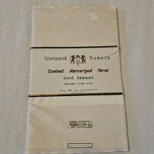 NOS Vintage 1950s Warranted Damask 54x54 Style 1700 Tablecloth Floral Cream